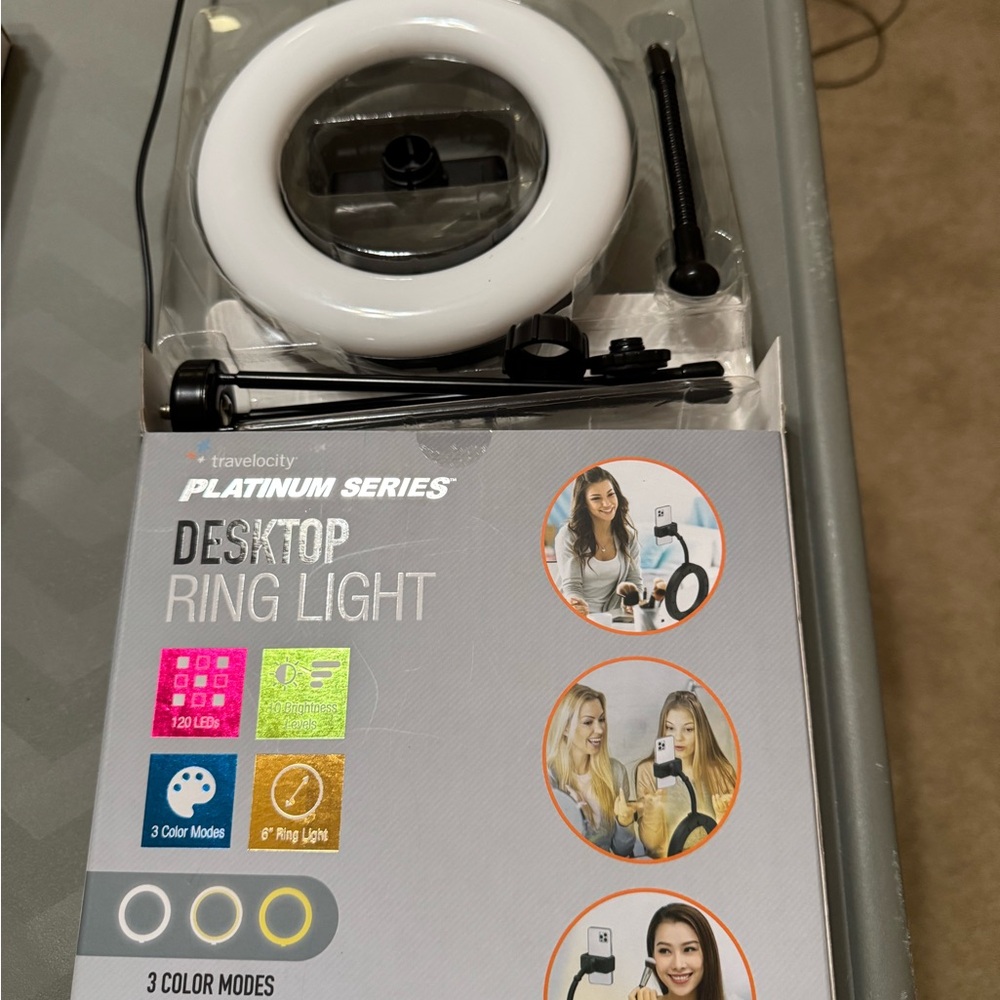 Desktop Ring Light with Remote Control button. USB PLUG - Picture 2 of 3